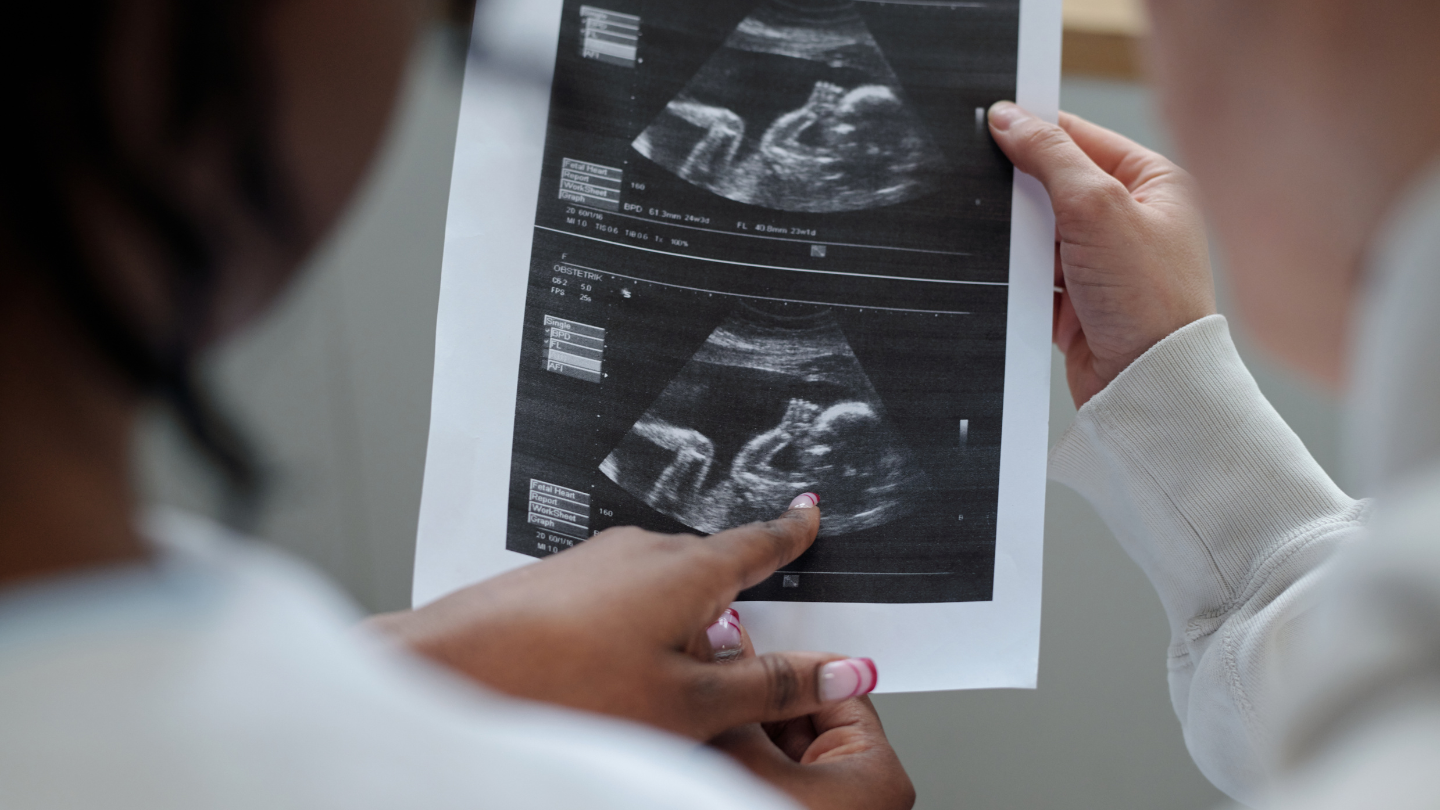 Tư vấn bác sĩ về quan hệ tháng cuối thai kỳ