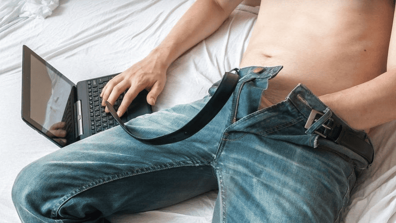 Thủ dâm là phương pháp tự thỏa mãn ở nam giới