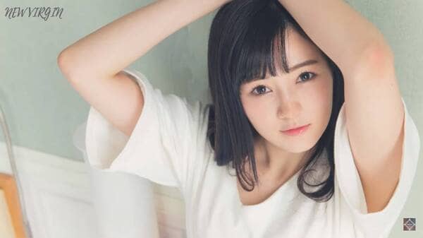 Diễn viên JAV Emiri Suzuhara