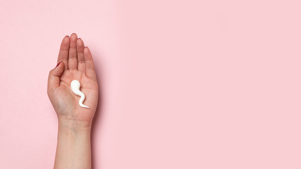 Tay dính tinh trùng chạm vào vùng kín có thai không