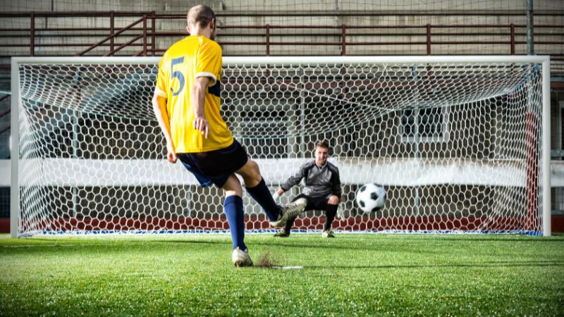 Đá Luân Lưu Là Gì? Khoảnh Khắc Sinh Tử Quyết Định Trận Đấu